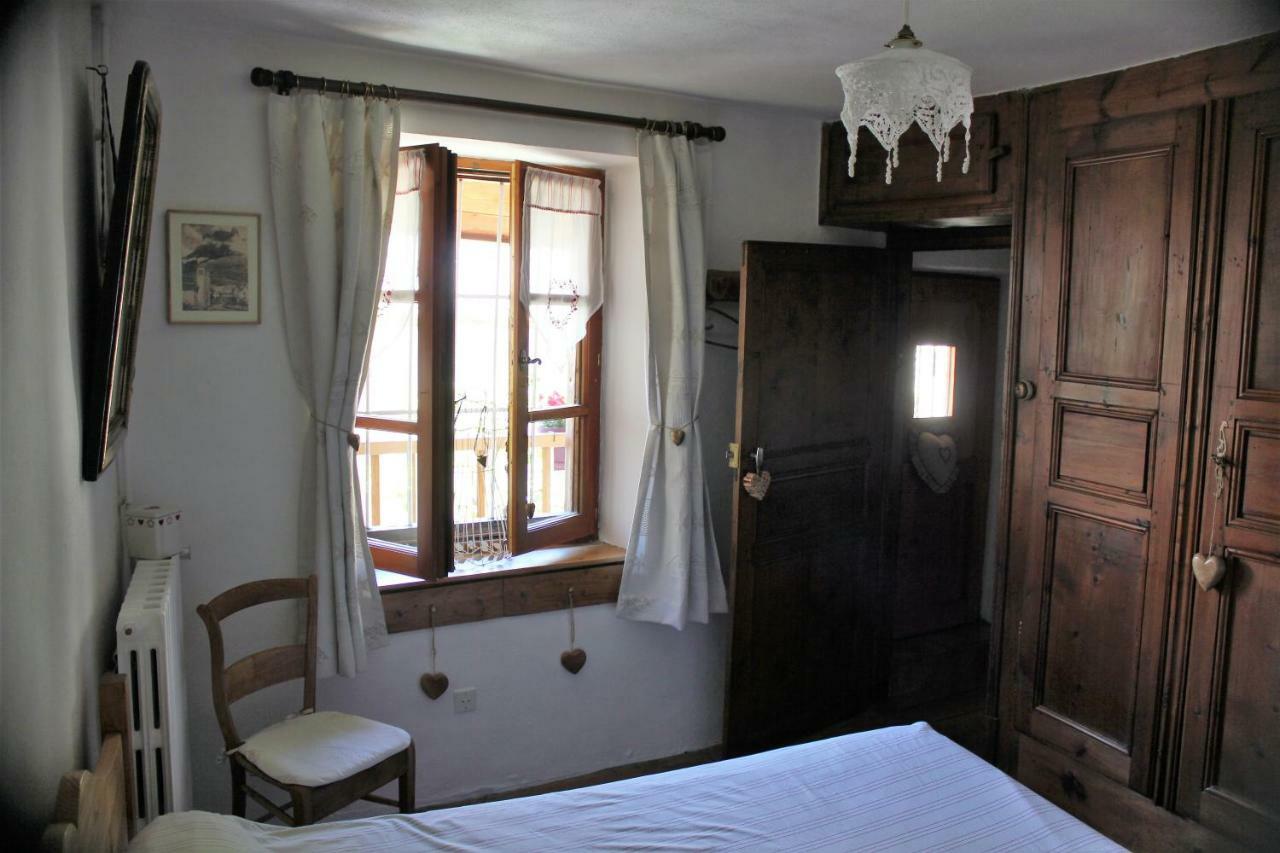 Chez Annie & Marcel Bed & Breakfast Le Monetier-les-Bains Exterior photo
